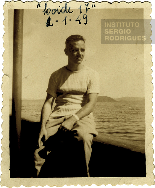 Sergio Rodrigues aos 22 anos de idade, no navio Lloyde Brasileiro, em 02-01-1949.